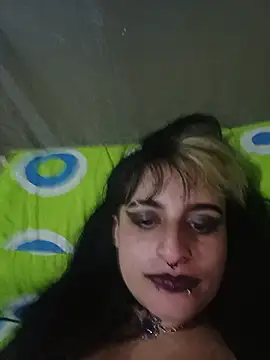 ValkiriaFoX's Live XXX Chat