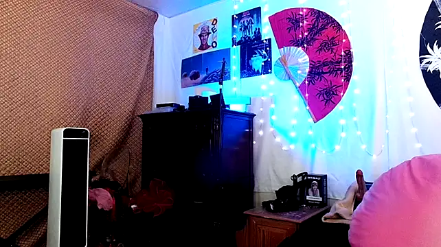 GamerGirlRoxyAndLee's Live XXX Chat
