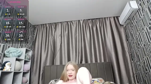 scyrim2's Live XXX Chat