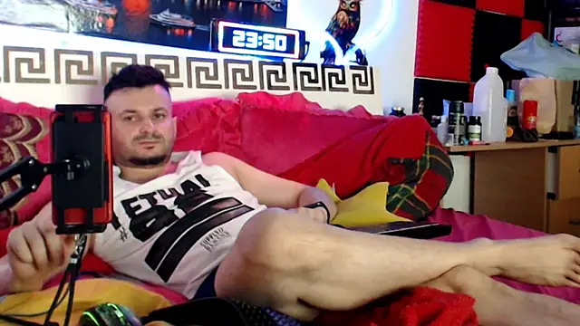 Hugec0ck007's Webcam Show