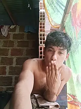 הופעת וובקאם של Andres123cv