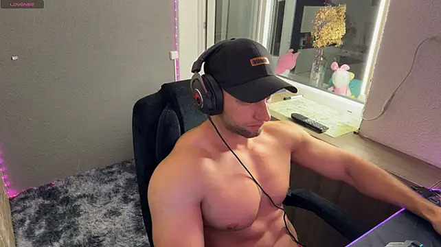michaelbradleu's Live XXX Chat