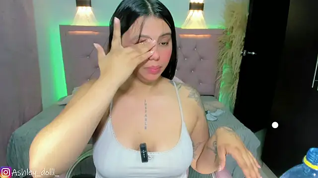 Ashley_dolll's Live XXX Chat