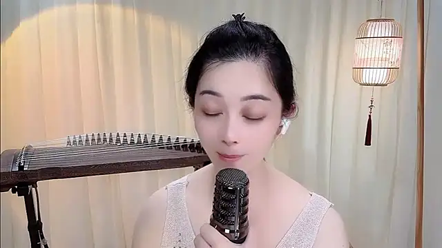Tian-xin-999's Live XXX Chat
