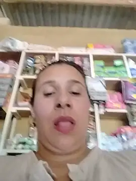 MIA-LARIOS – Live XXX-chat