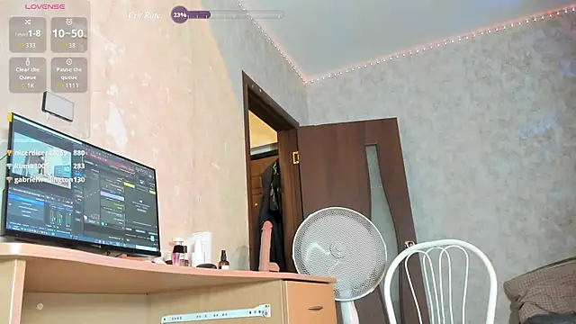 Tiny_Sparkling's Live XXX Chat