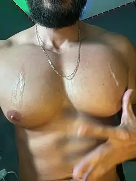 magnumchris' Webcam Show