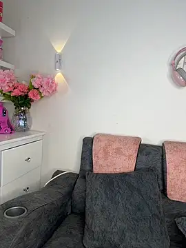 Vibe-kathy's Live XXX Chat