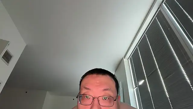 happynewyear111222 – webcam-show