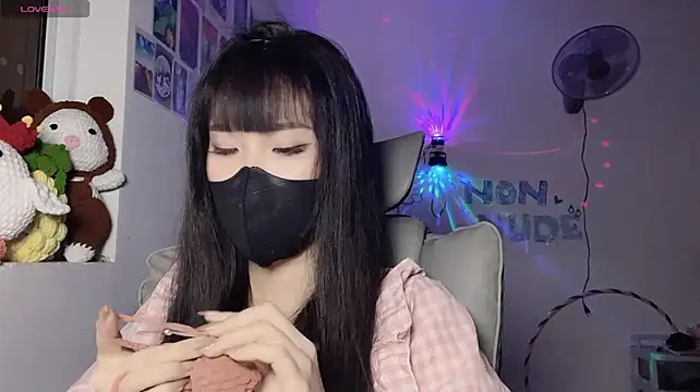 Webkamerová show Tieu-May