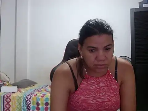Adriana_0312 Adlı Modelin Canlı XXX Sohbeti