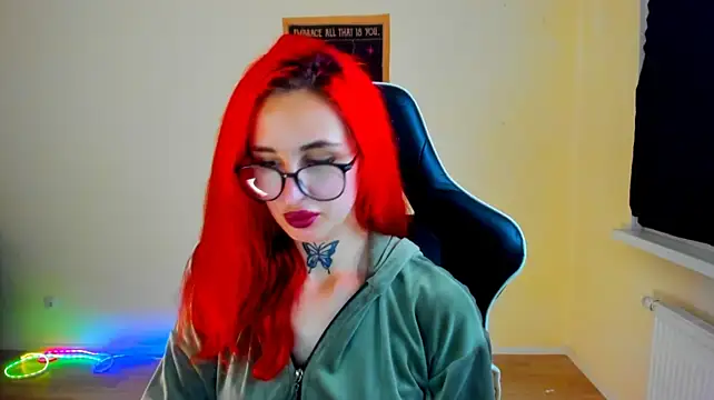 your_tora Adlı Modelin Canlı XXX Sohbeti