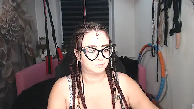 MISSgoddessMARIA Adlı Modelin Canlı XXX Sohbeti
