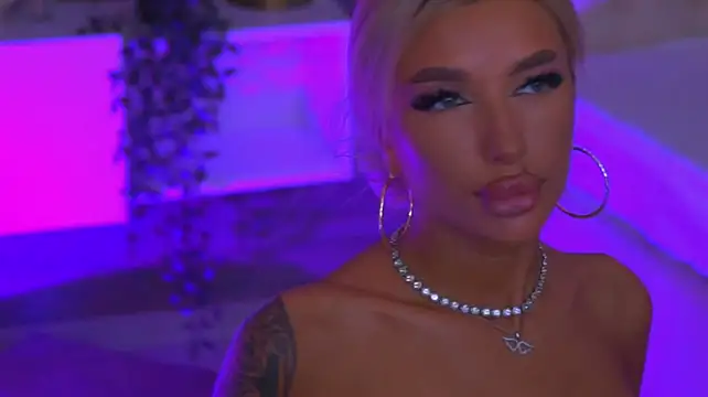 Juicy_Jessye Webcamshow
