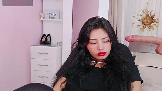 دردشة Miss_Charlottet الجنسية المباشرة
