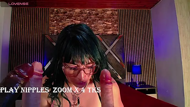 Chat XXX en directo de alicia_moom