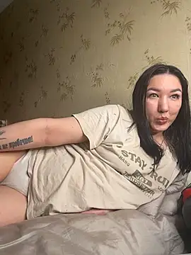 Chat +18 de Naughtbaby_2025 ao vivo