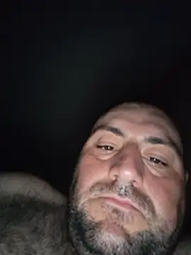 Chatroom XXX en direct de StrictBobby