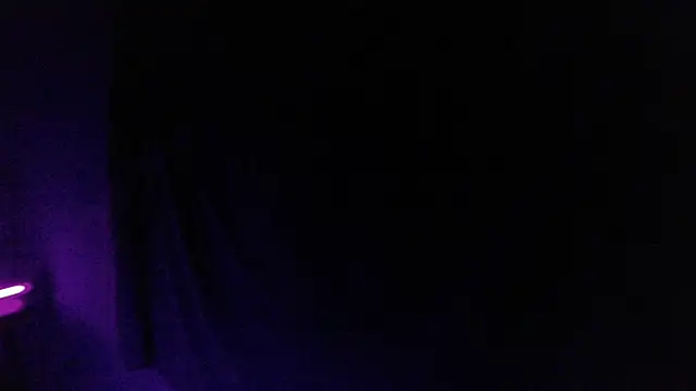 Triggerhappycj100's Live XXX Chat
