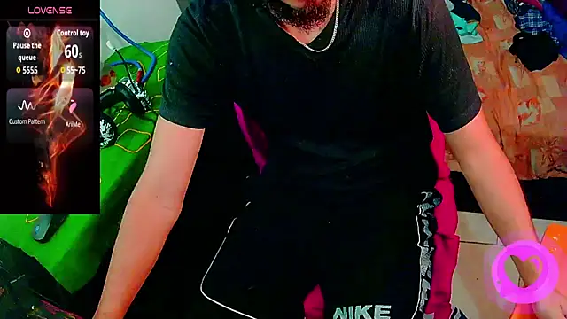 KhalidHeat Webcam show