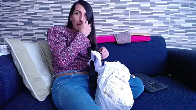 VioletaGomez_Co Pertunjukan Webcam