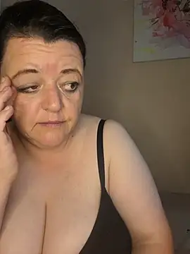 BlacReign's Live XXX Chat