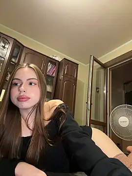 LOLAskk Chat XXX live