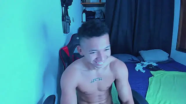 JuanchiT66 Webcam show