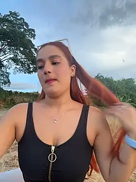 Pokazy przed kamerką – isabella_ferrer99