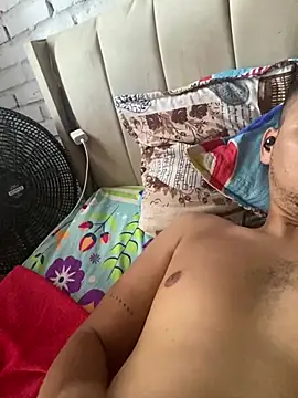 Show modela JEYBOY666 na web-kameri