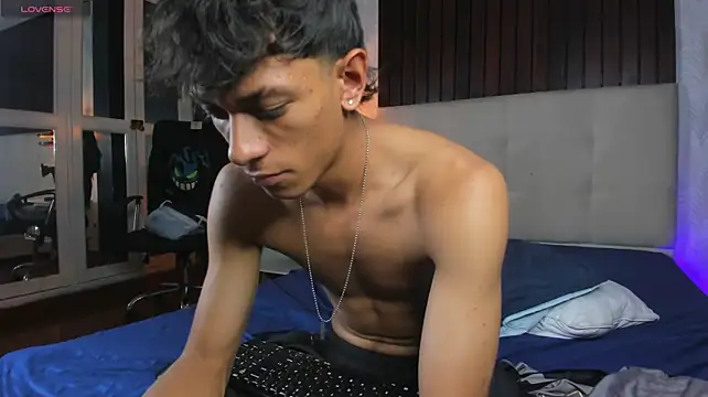 Im_Kael_ live XXX chat