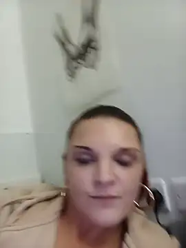 BigTla90 লাইভ XXX চ্যাট