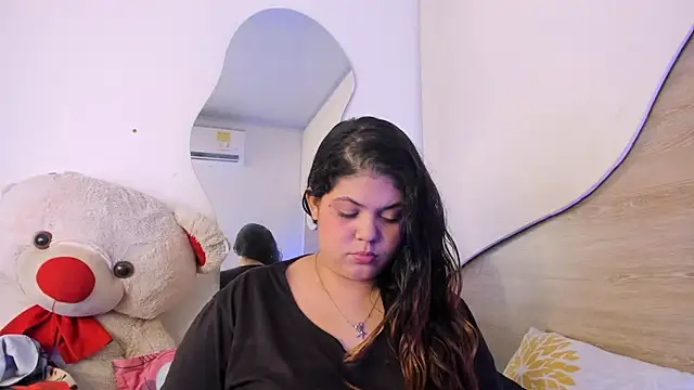 Chat +18 de ORIANNA_21 ao vivo
