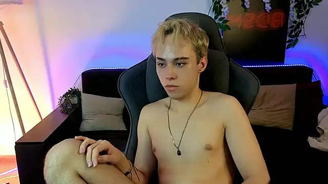 Онлайн чат XXX Yan_Cat