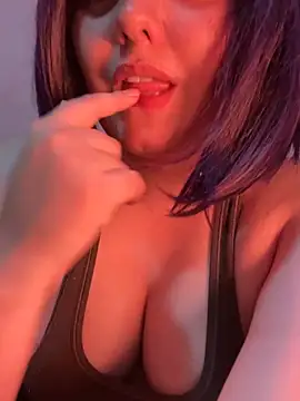 candicewest_'s Live XXX Chat