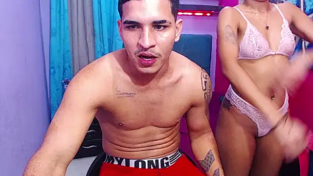 bitch_fucking Adlı Modelin Canlı XXX Sohbeti