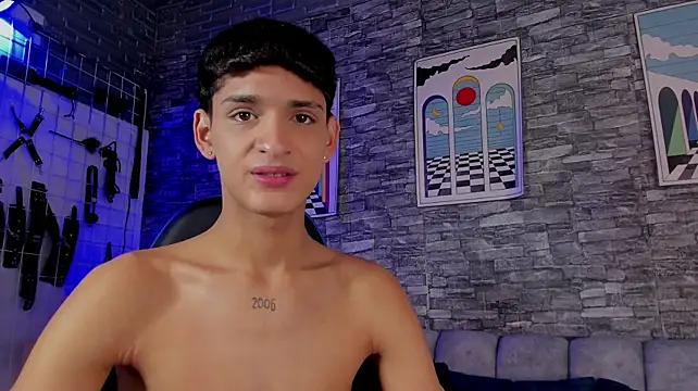 stevensantana1 Adlı Modelin Web Kamerası Şovu