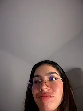 Eveliin_ruiz Chat XXX in diretta