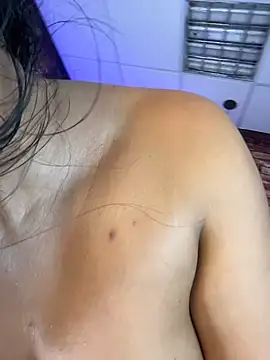 CurvyDivaXXX: απευθείας συνομιλία ΧΧΧ