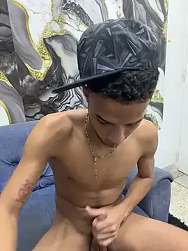 Chat +18 de friends_lust_latin ao vivo