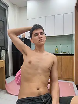 Adrian_Coles Show in webcam