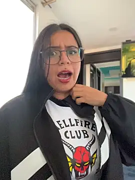 Devilsweet17 Live XXX-chat