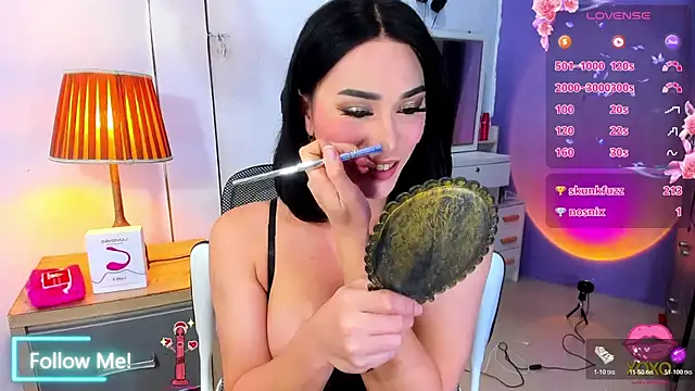Mss_devine Chat XXX in diretta