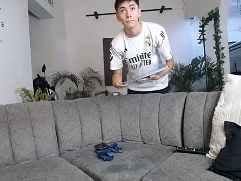 damiancam1's Live XXX Chat