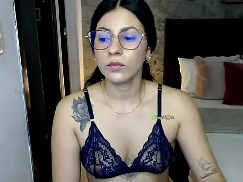 isa_cruzx 现场XXX聊天