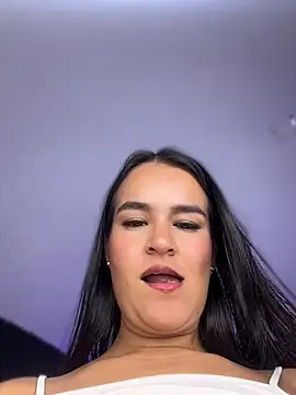 Živý XXX chat LucieMillerr