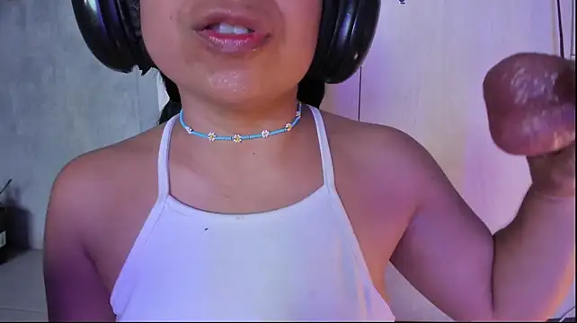 chiarafustox 现场XXX聊天