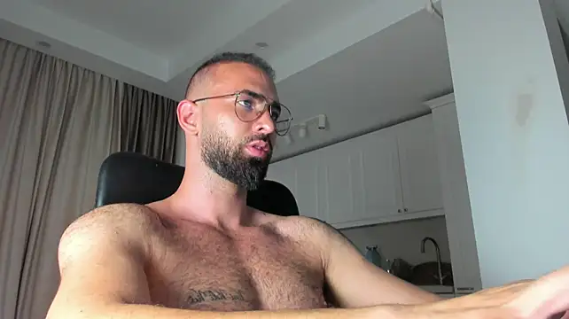cloudymastersss Adlı Modelin Canlı XXX Sohbeti