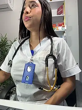 دردشة MiaCamille_ الجنسية المباشرة