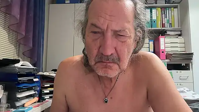 HMStraps01n Live XXX chat